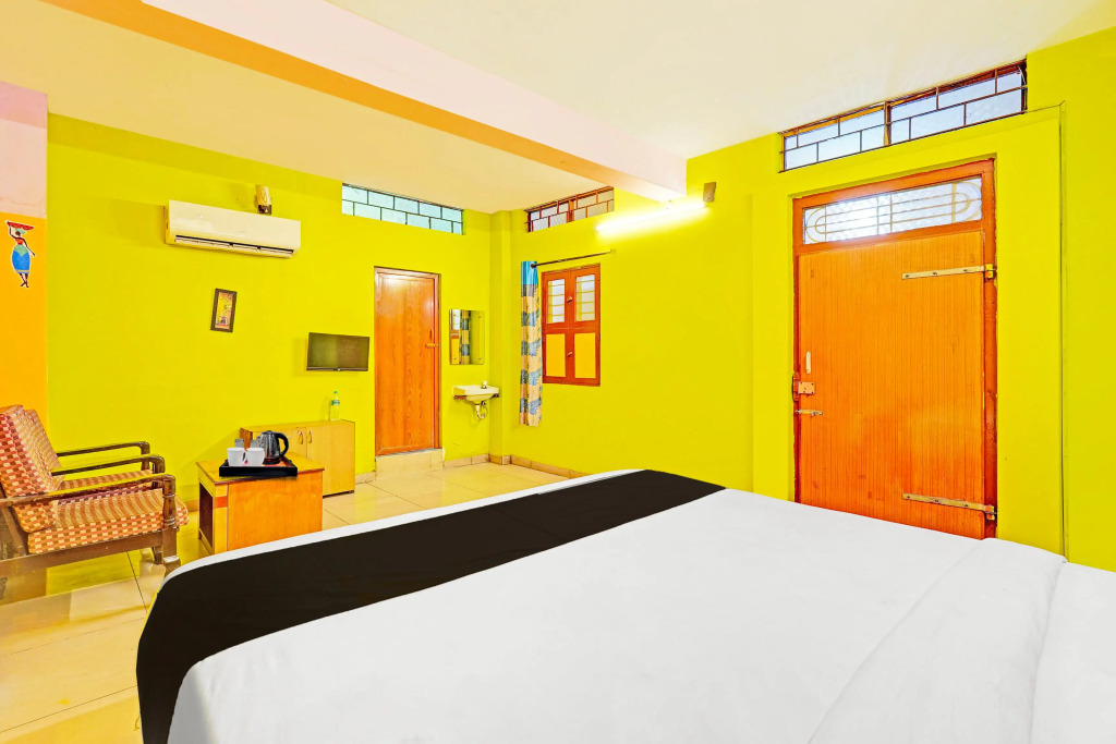 Super Hotel O Thavalakuppam Near Bus Stand