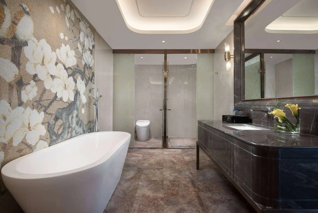 Ramada By Wyndham Wuhan North