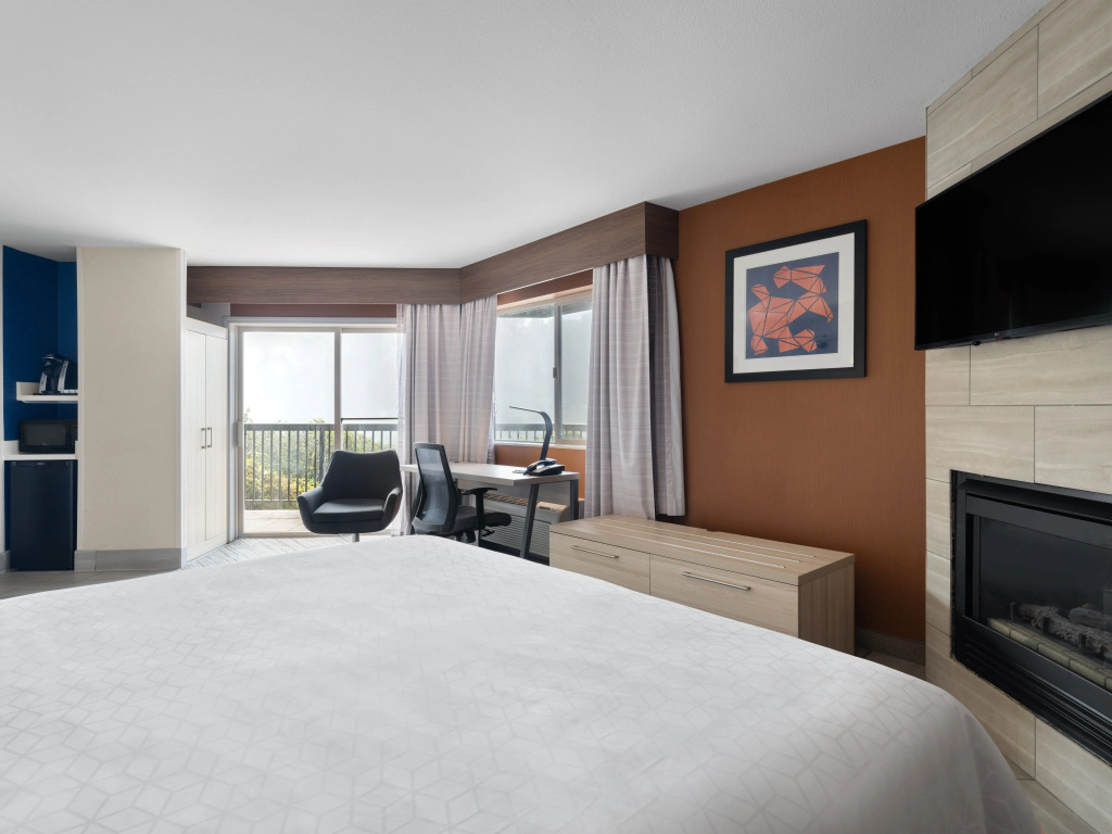 Holiday Inn Express Fort Bragg by IHG