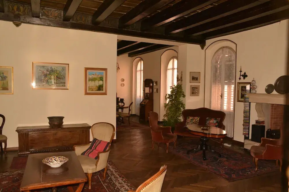 Room Castelvecchio