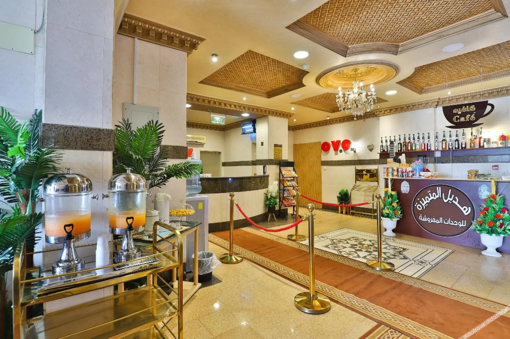 OYO 246 Hotel Hadeel Al Motamayezah