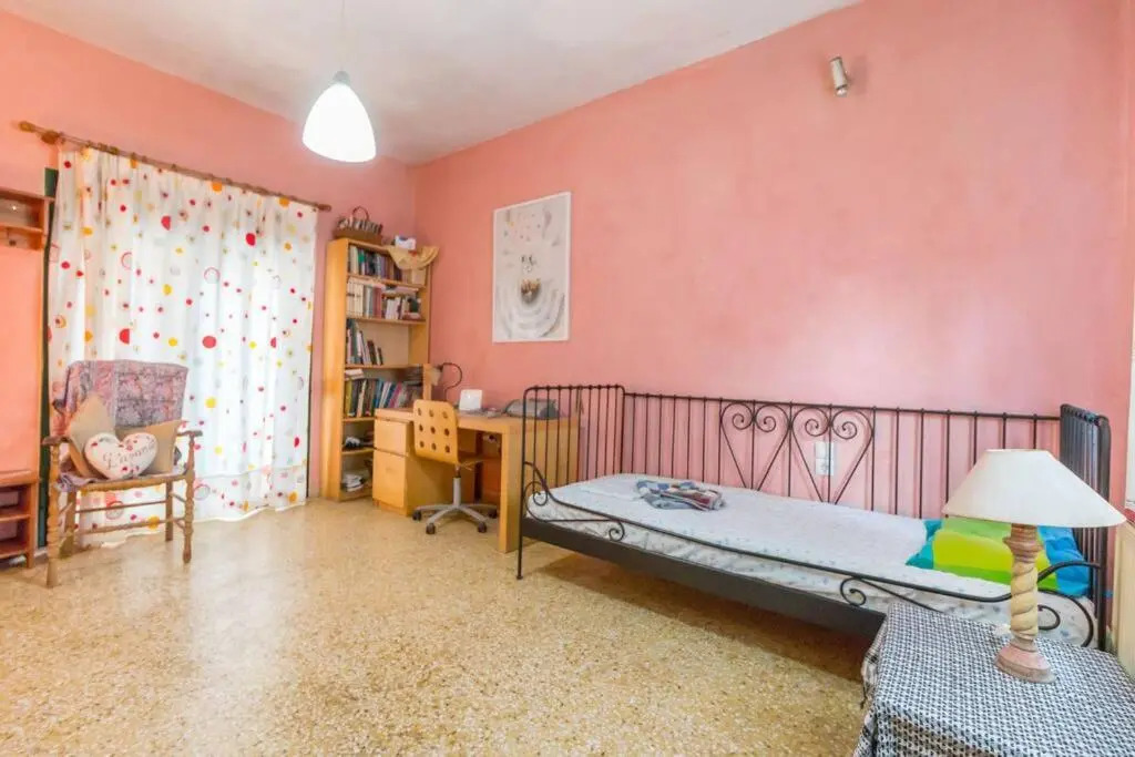 Nanos House
