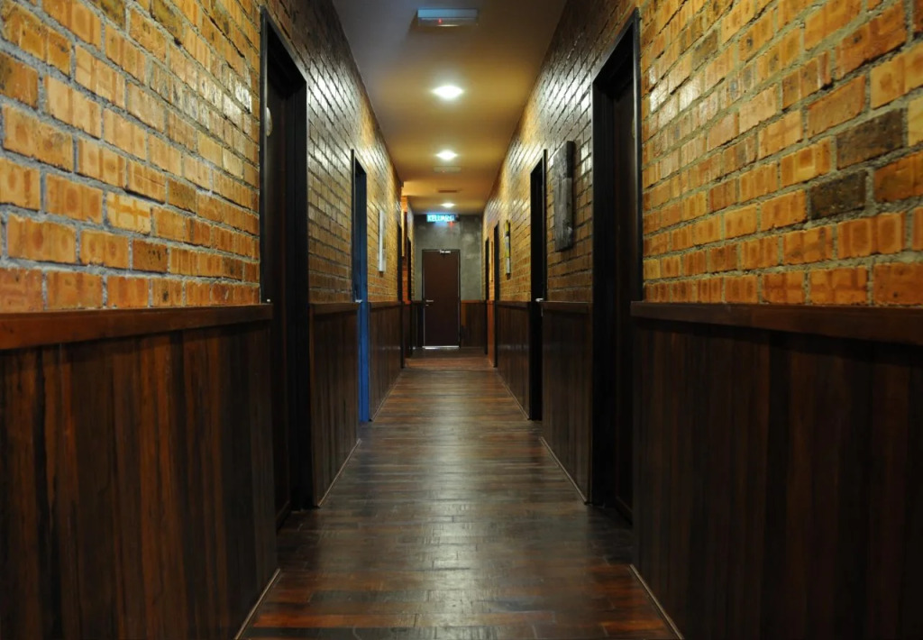 Anggun Hotel