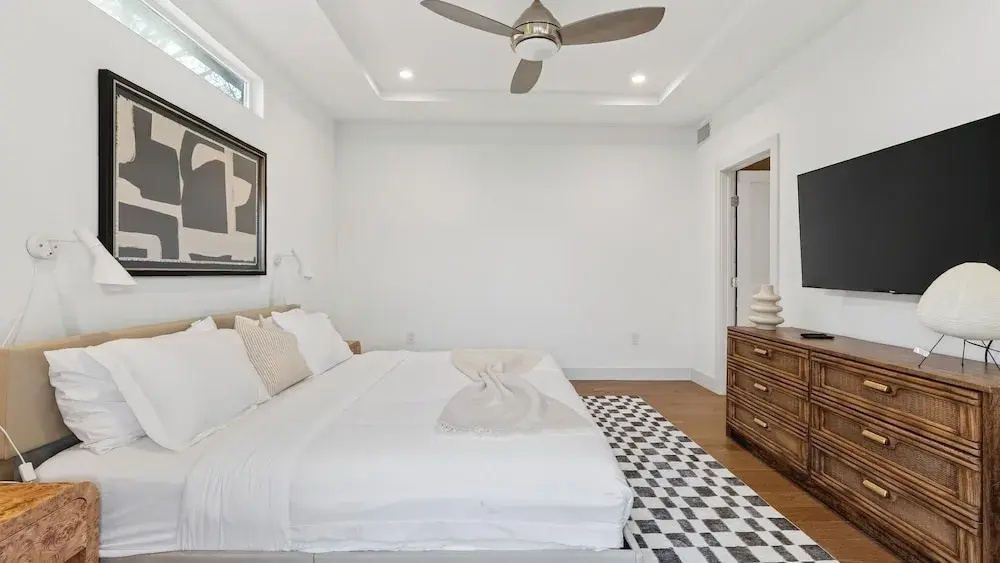 Delores House by Avantstay Movie Theater + Outdoor Kitchen + Modern East Austin Home Near Downtown + Breweries + Live Music