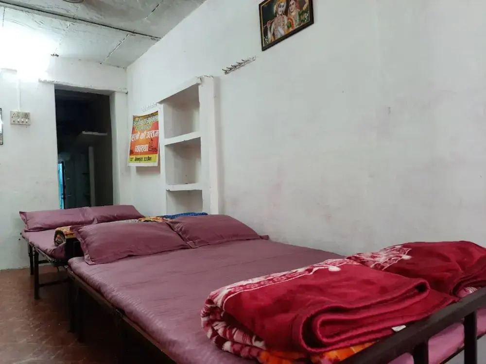 Ujjain Yatri Niwas Homestay