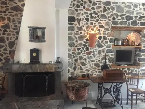 Stephania's Stone House