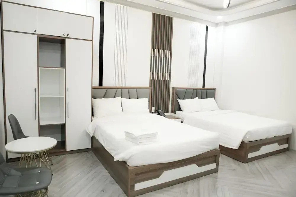 Tân Hạnh Hotel