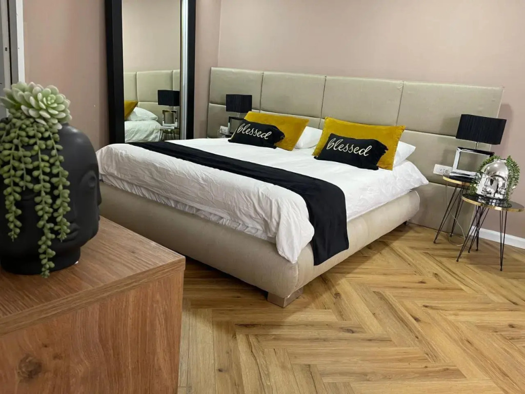 rooms 48