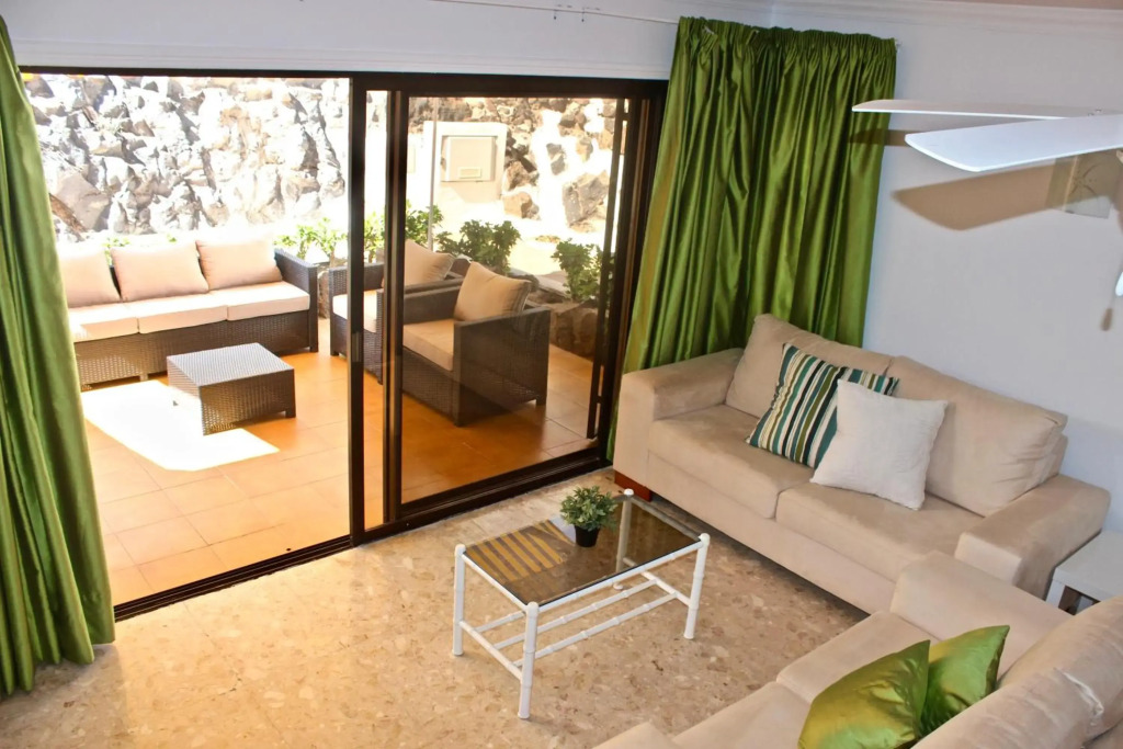 2 BDR,2 BATH Amarilla Golf Apartment