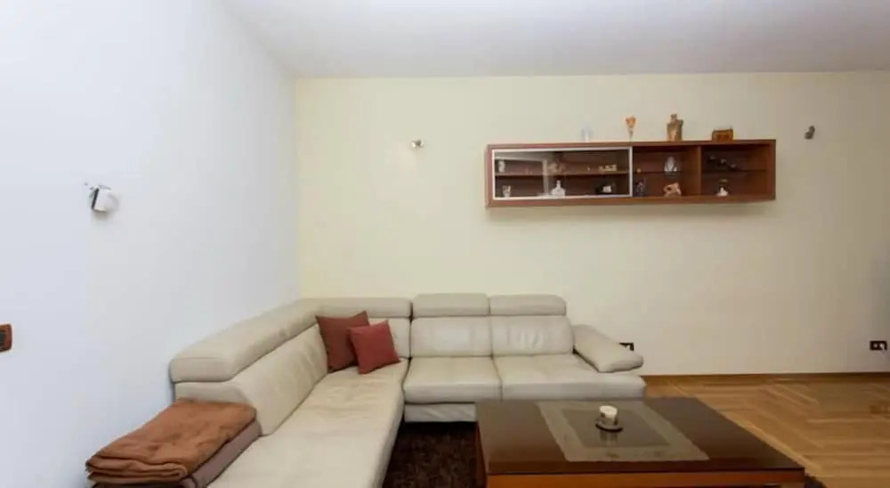 Apartment M