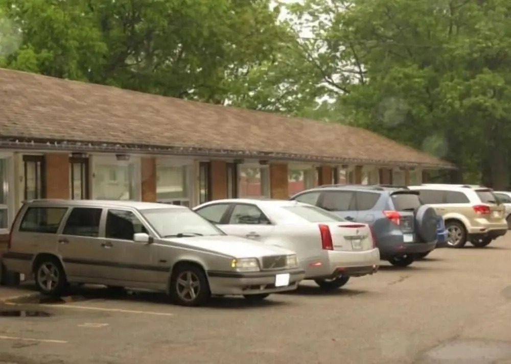 Skyline Motel