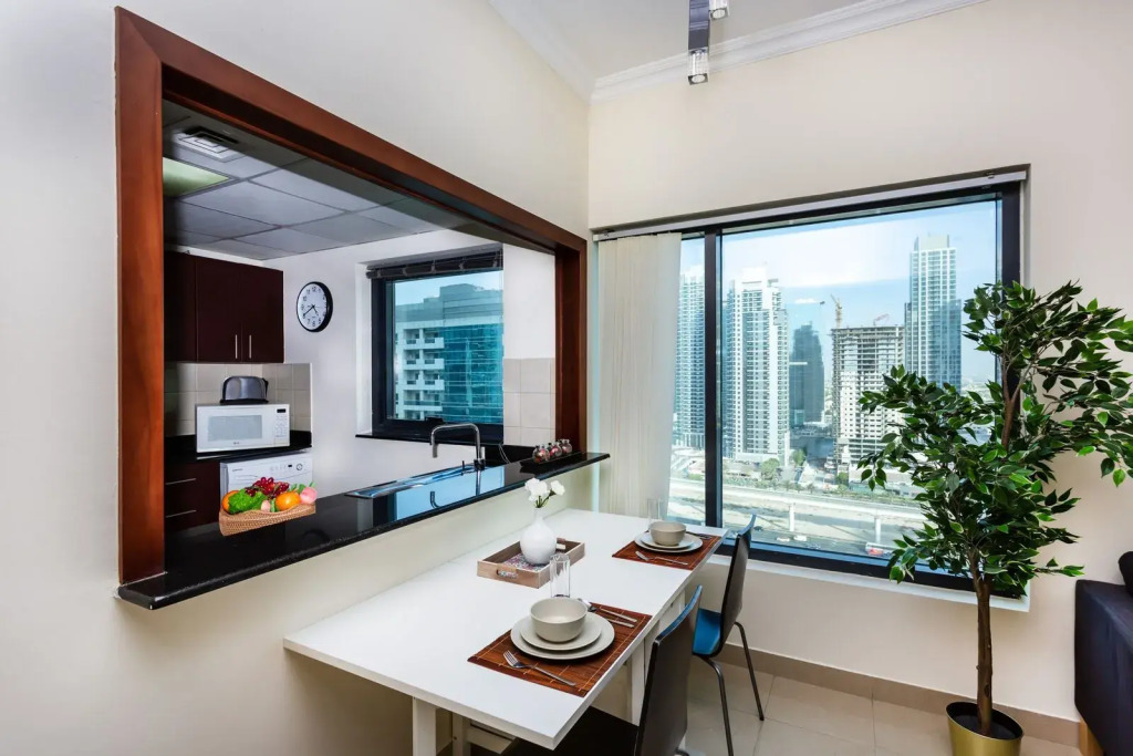 Modern And Bright 1 Br Apartment Amazing Views