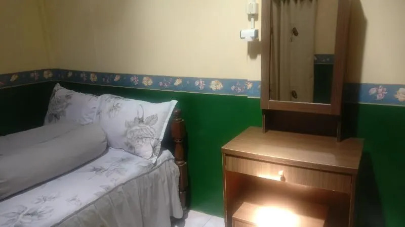 Homestay Arya Mangunan by ZUZU