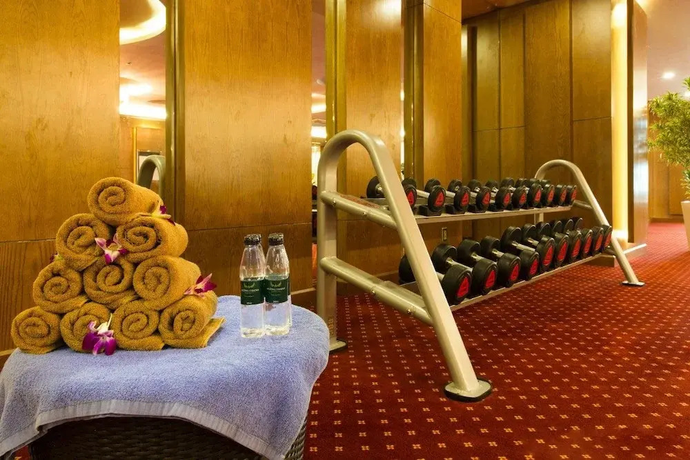 Maika Condotel