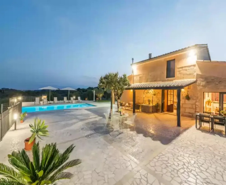 - House In