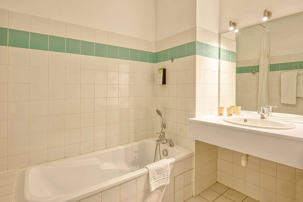 Les Hameaux De Lozere Sure Hotel Collection by Best Western