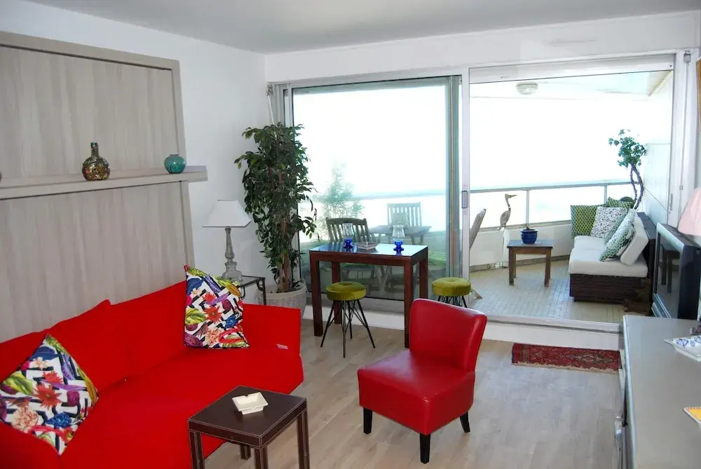 Studio in Biarritz, With Wonderful sea View, Furnished Terrace and Wifi - 20 m From the Beach