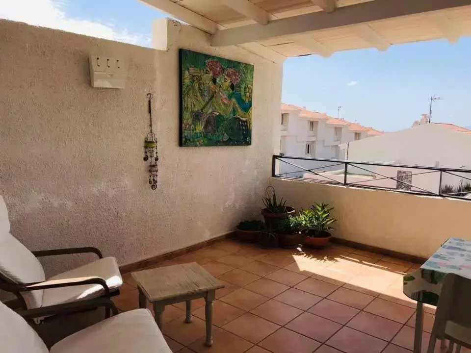 Lovely Duplex - Two Bedroom Community pool - Near beach