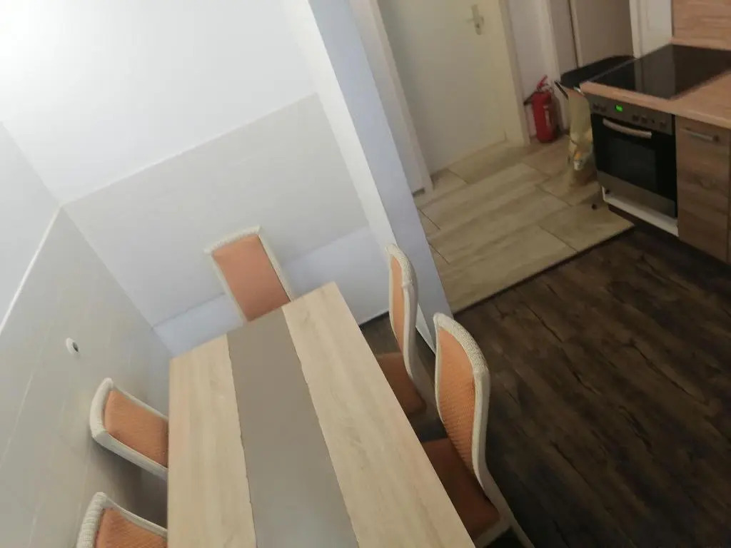 3 WG-geeignete Zimmer zur Selbstverpflegung