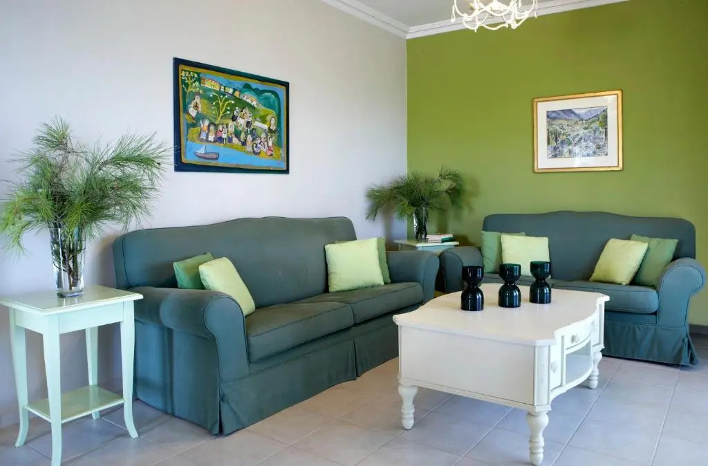Avra Private Suites