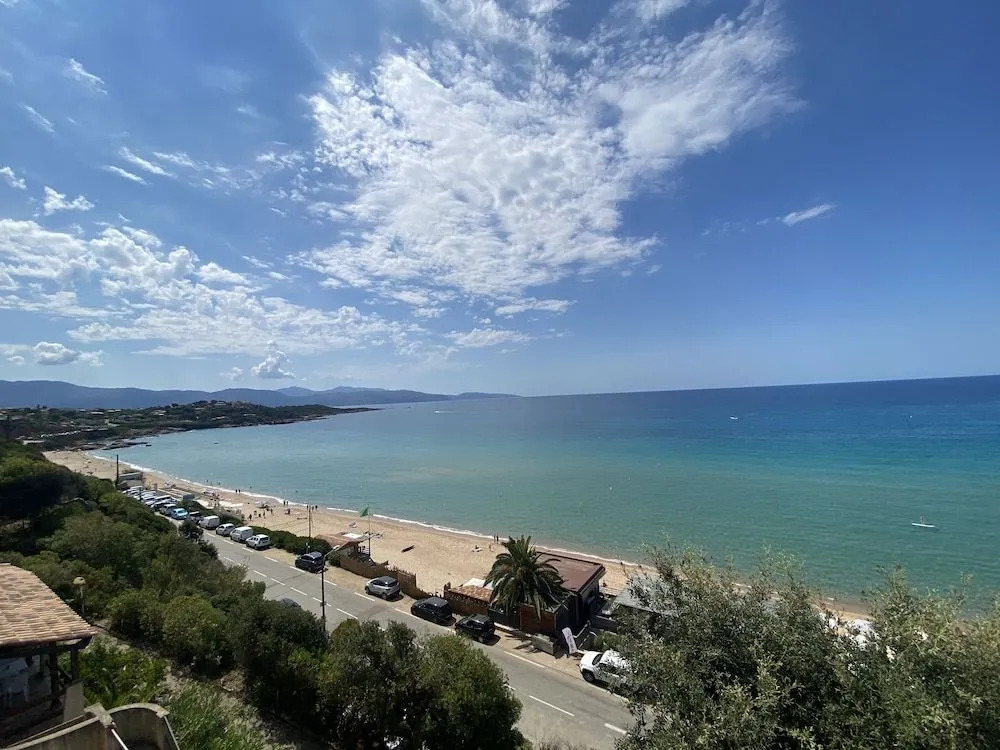 Hotel à Rena d'Oru