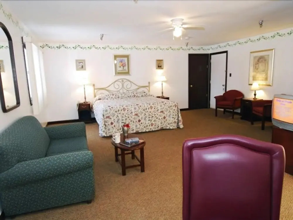Aroostook Hospitality Inn - Van Buren, Maine, USA