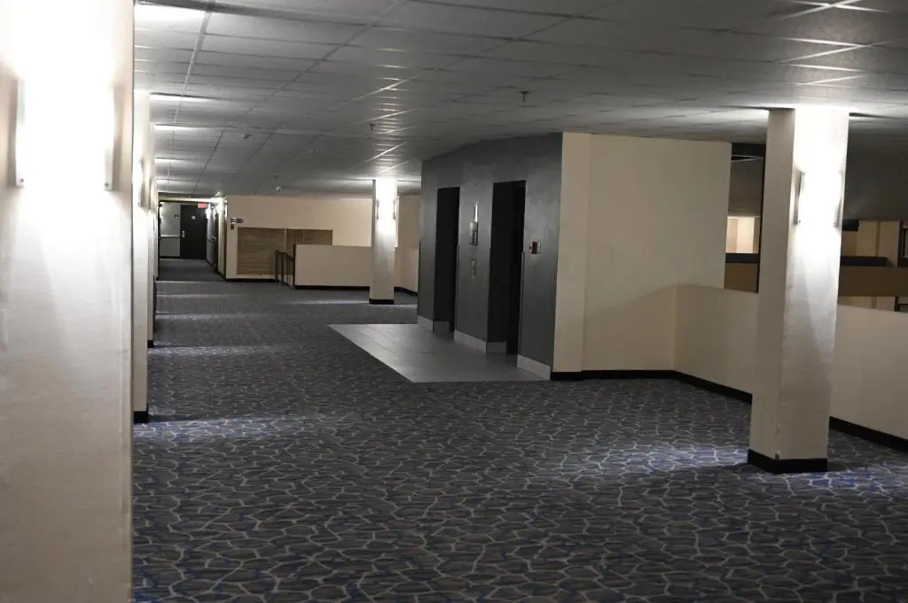 Atrium Hotel and Suites DFW Airport