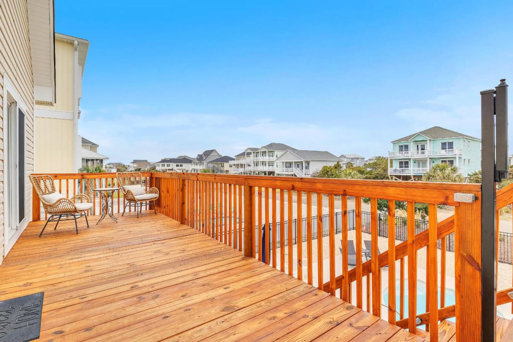 Barrycuda by Oak Island Accommodations