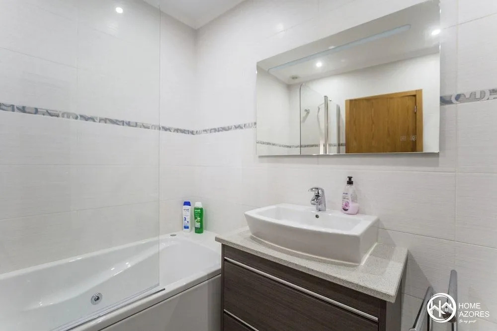 Home Azores - Calheta Suites Downtown