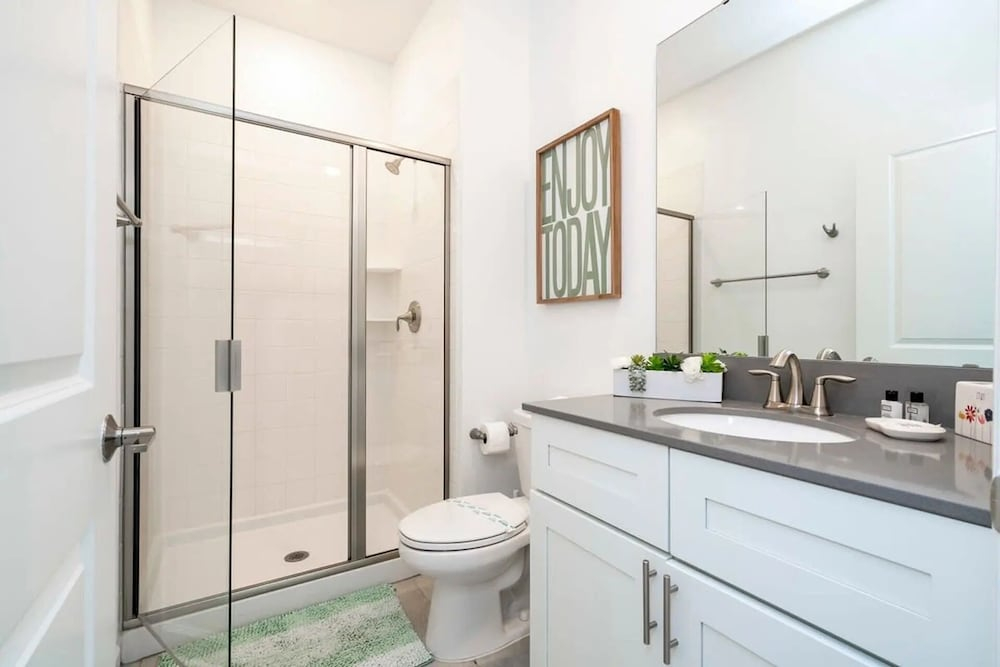Storey Lake 4BR Home w/ Themed Room & Pool