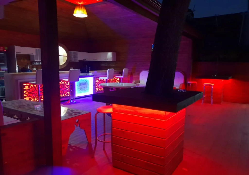 Dream Time Hotel