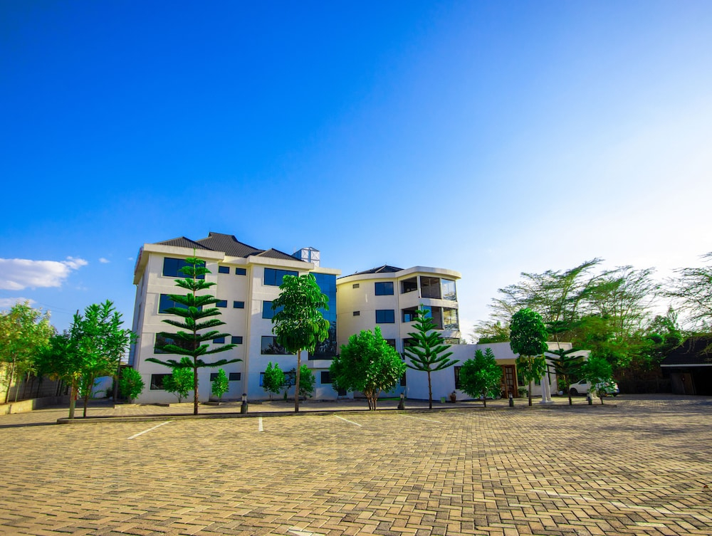 Olive Lake Elementaita Lodge