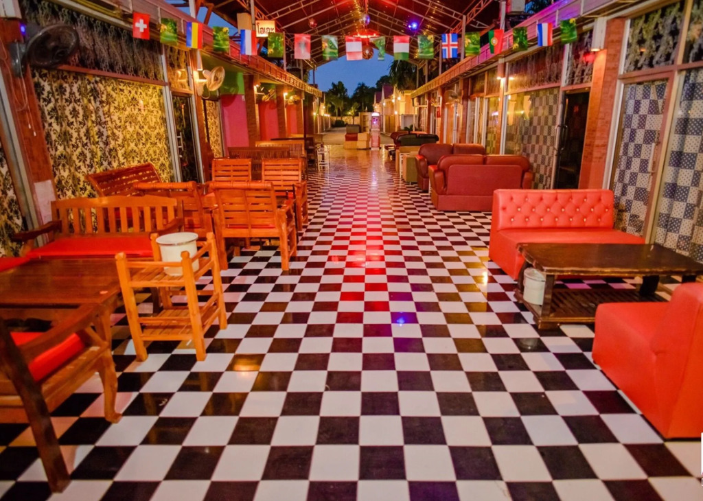 Diane Hotel