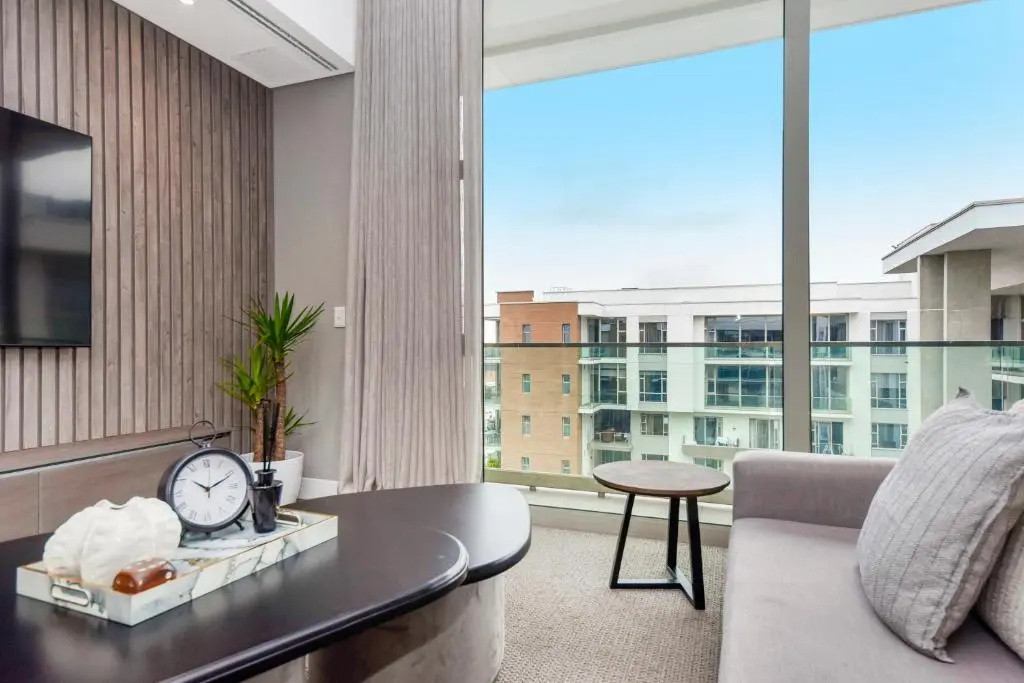 Chic 2 Bedroom Penthouse In The Heart Of Rosebank