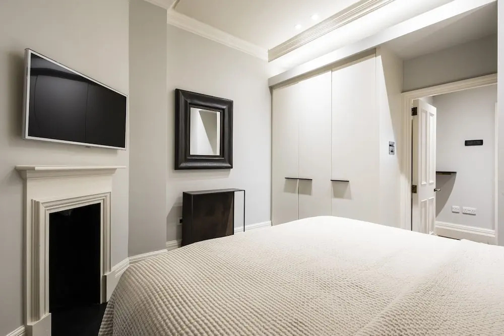 The Berkeley Square Suite