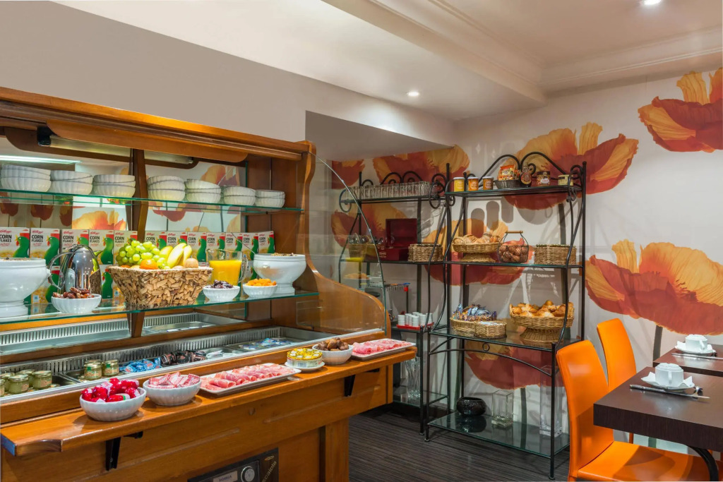 Neuilly Park Hotel
