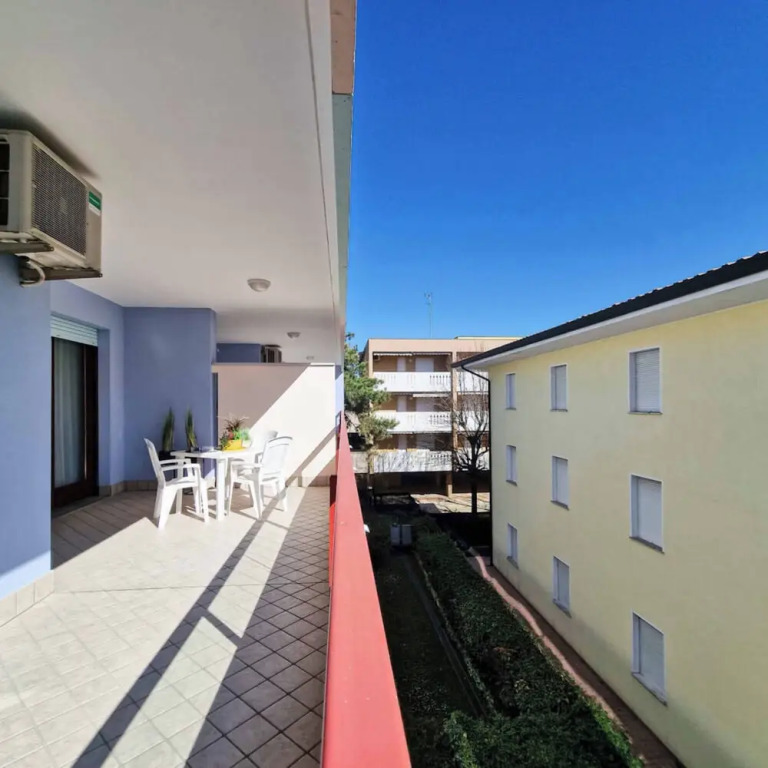 Nice Apartment 300 mt From the Beach