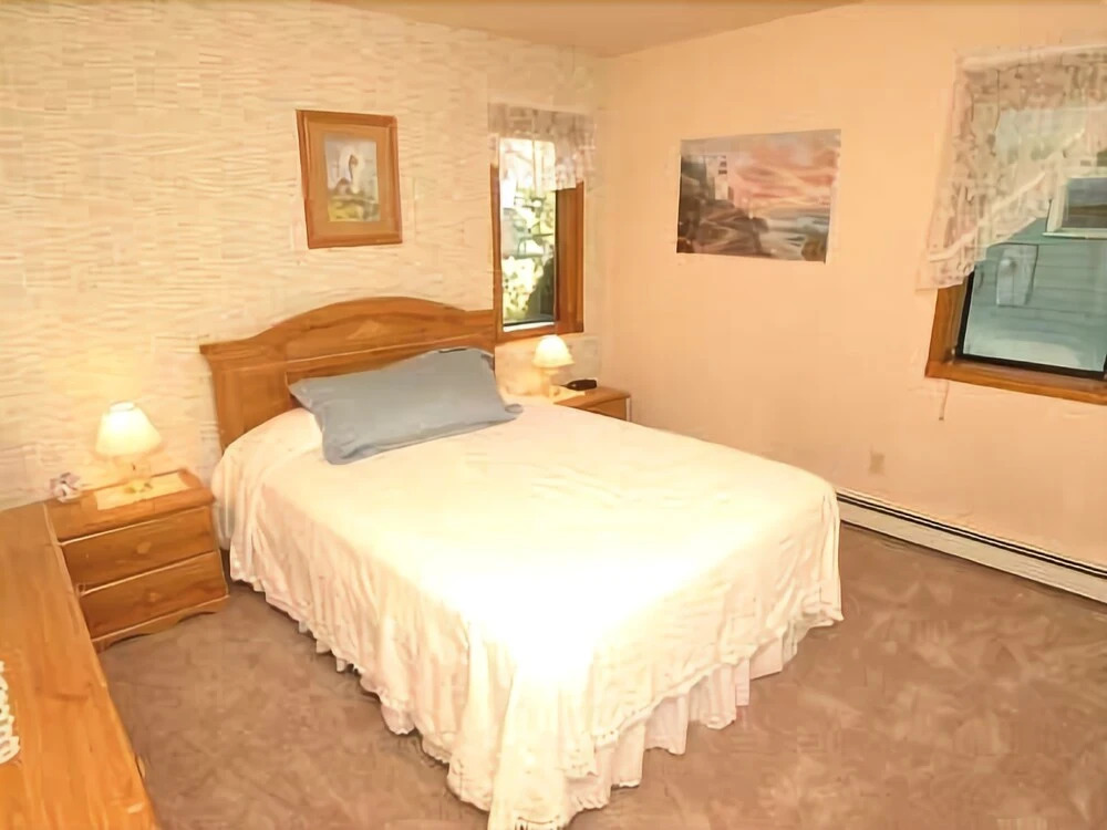 478 Carson Court 3 Bedroom Home