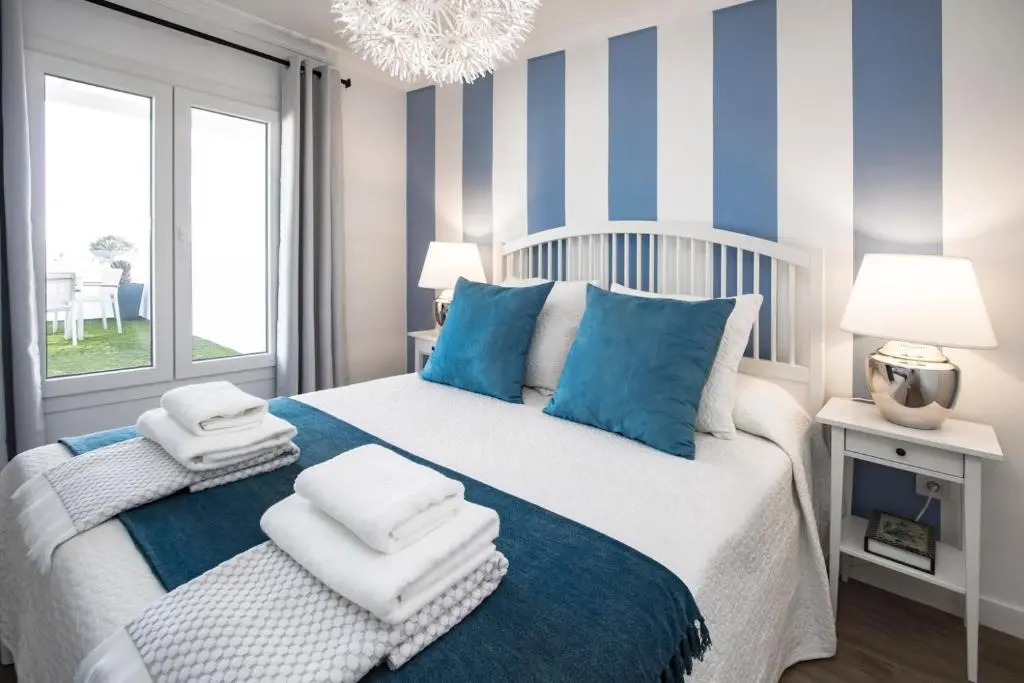Flower Beach Suite 23