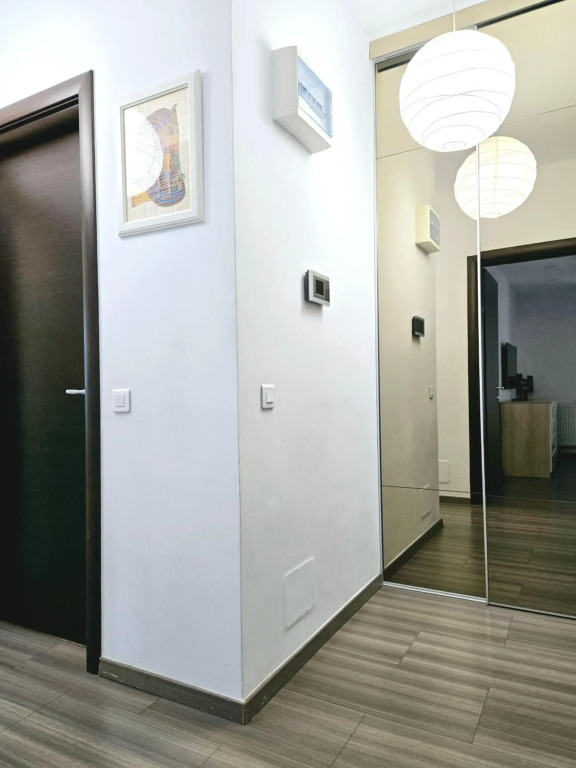 VR2 Central Apartment