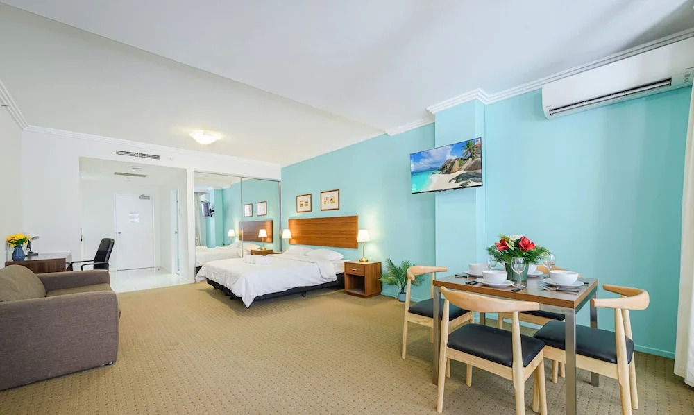 Metawise 2bed on Dixon Next to ICC Darling Harbour