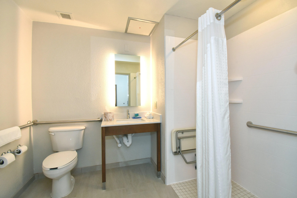 Holiday Inn Express & Suites Southern Pines-Pinehurst Area by IHG