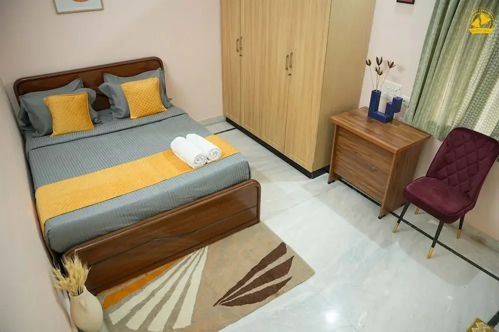 Yellow Bells Serviced Apartments Gachibowli