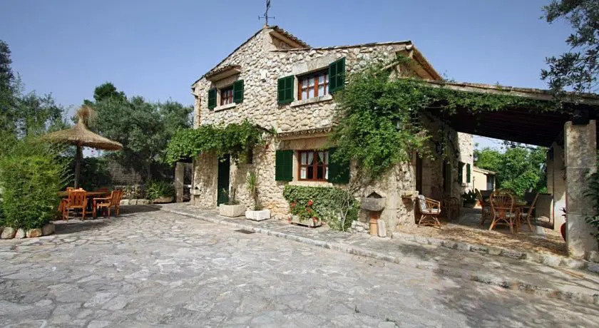 Villa SERGI
