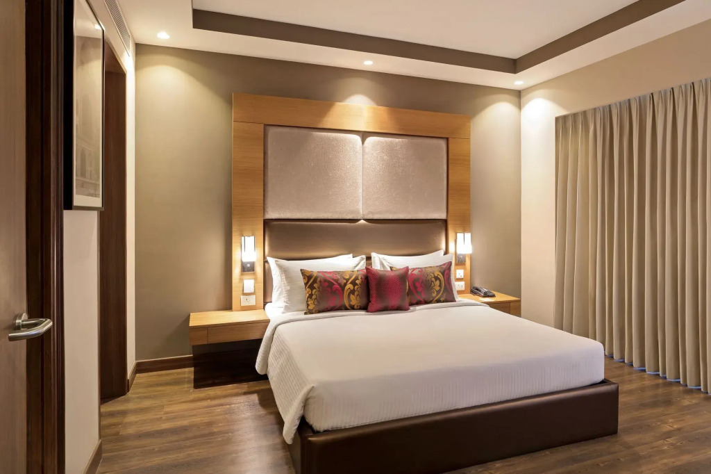 Lemon Tree Hotel, Sector 68, Sohna Road, Gurugram