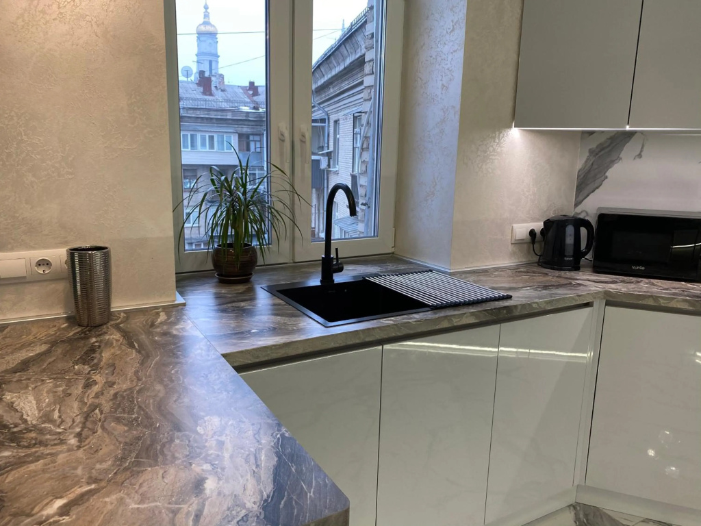 Panorama Luxury Apartment in The House with a Spire, a historical building in the city centre
