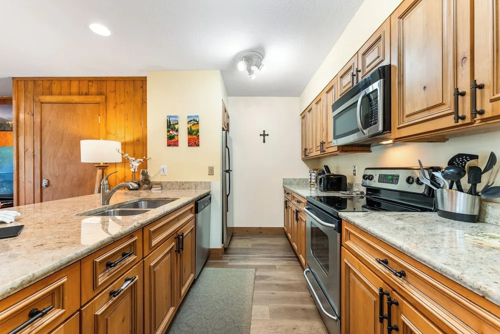 Pines #2071 By Summit County Mountain Retreats