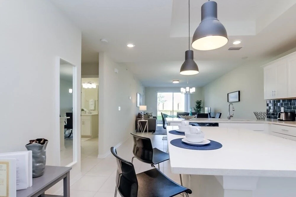 4714ct Amazing Story Lake Brand New Condo 2 Bedroom Townhouse by Redawning