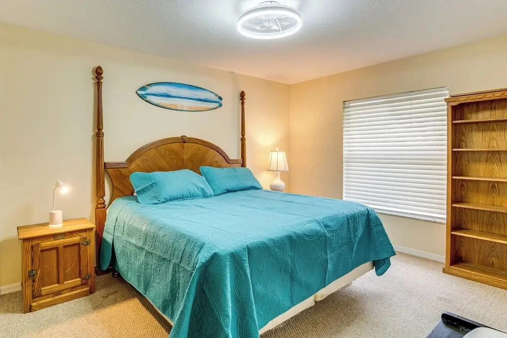 Beach Days & Fairways: Rotonda West Snowbird Home