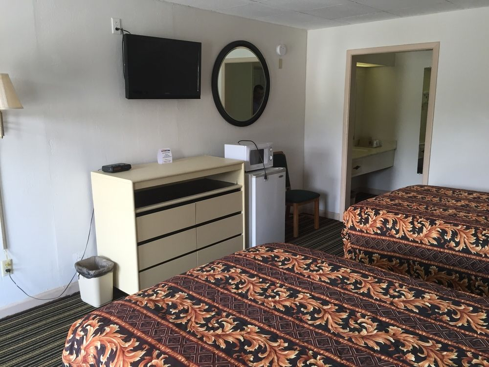 Scottish Inn and Suites Perry